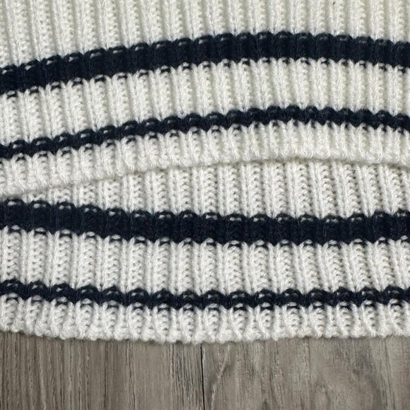 Knit Tank Top - Picture 5 of 6